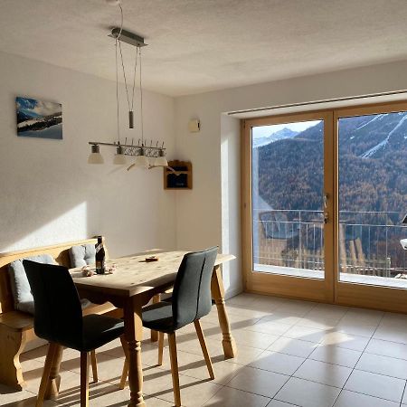 Ferienwohnung In Tschlin Mit Panoramablick Exterior photo